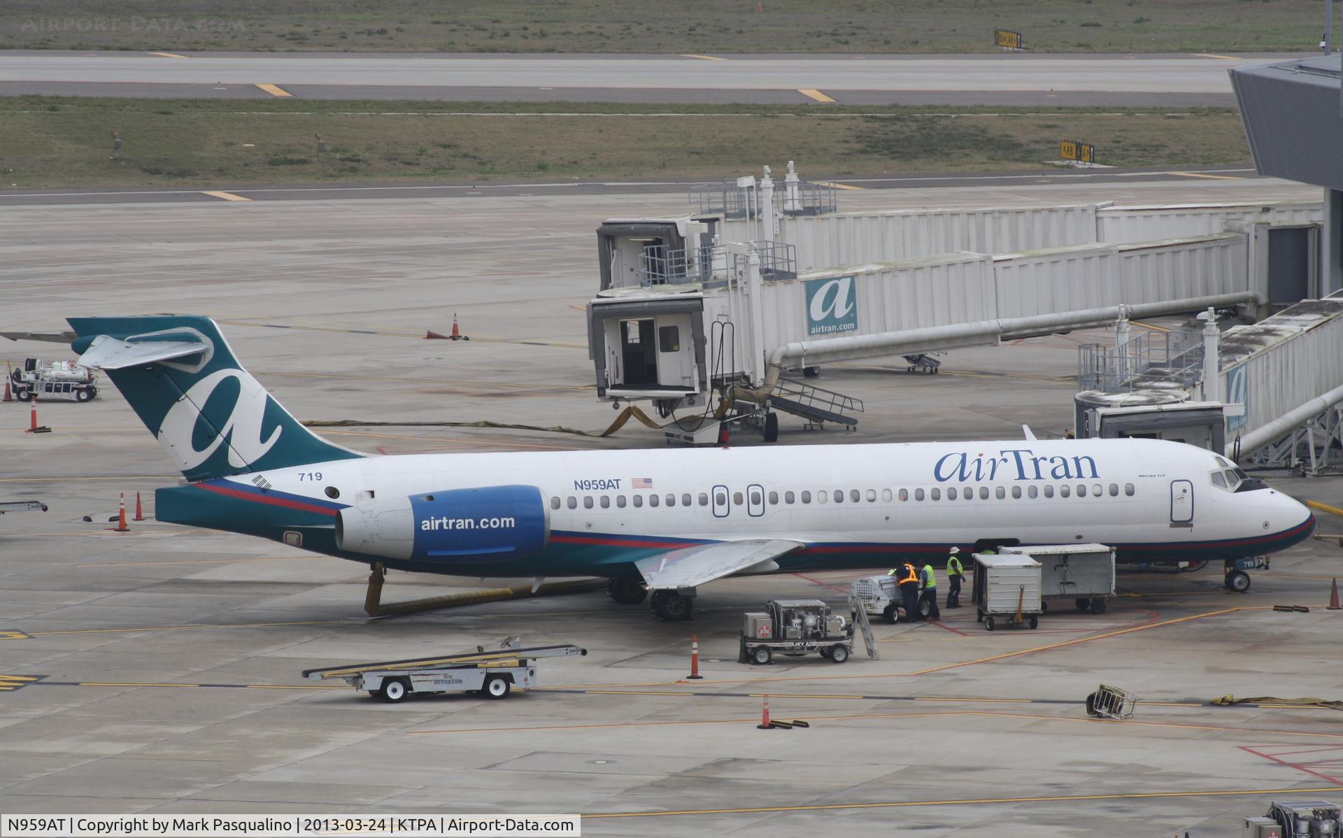 N959AT, 2001 Boeing 717-200 C/N 55021, Boeing 717-200