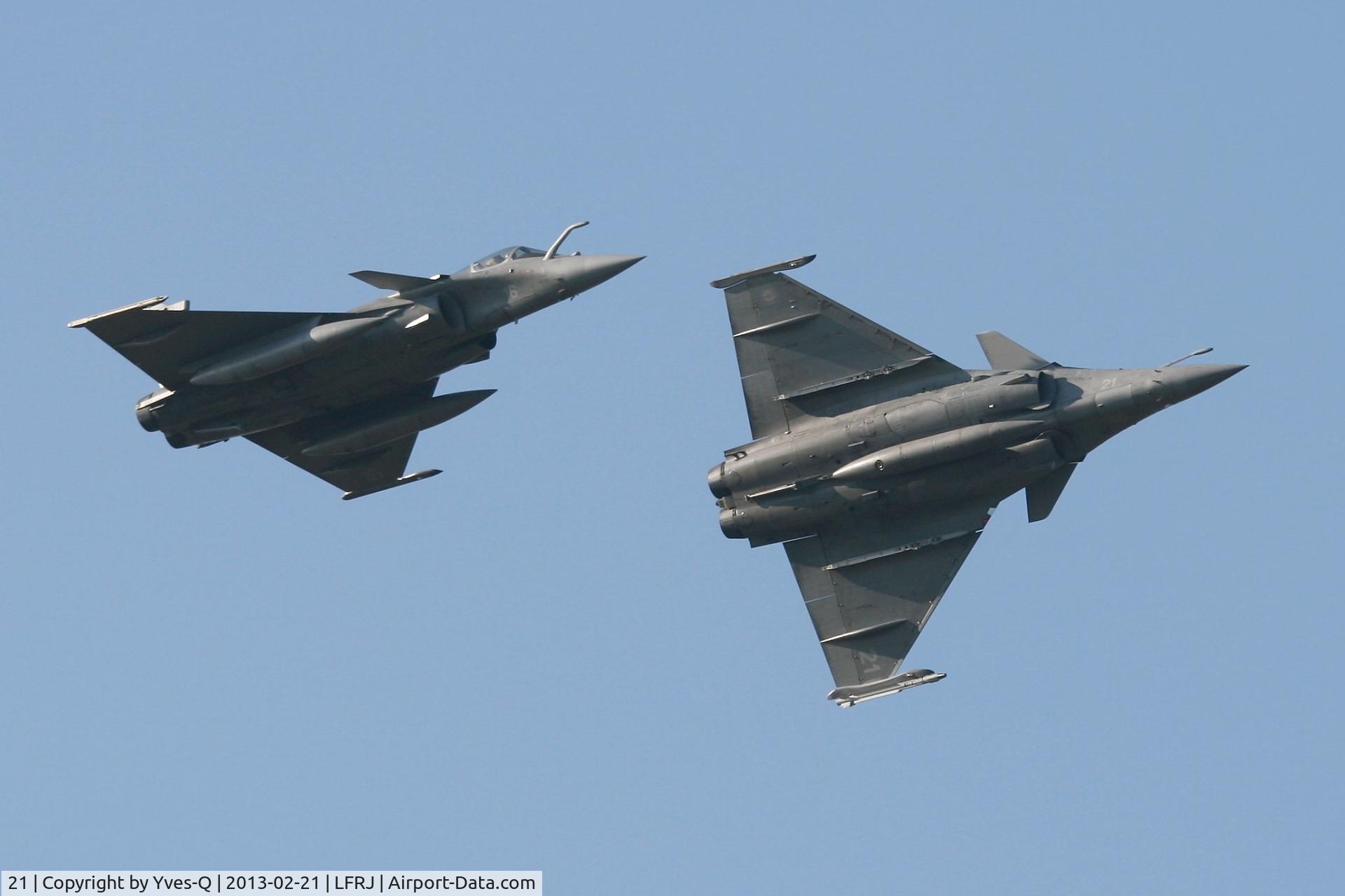 21, Dassault Rafale M C/N 21, French Naval Aviation Dassault Rafale M. Break over Landivisiau Naval Air Base (LFRJ) before landing