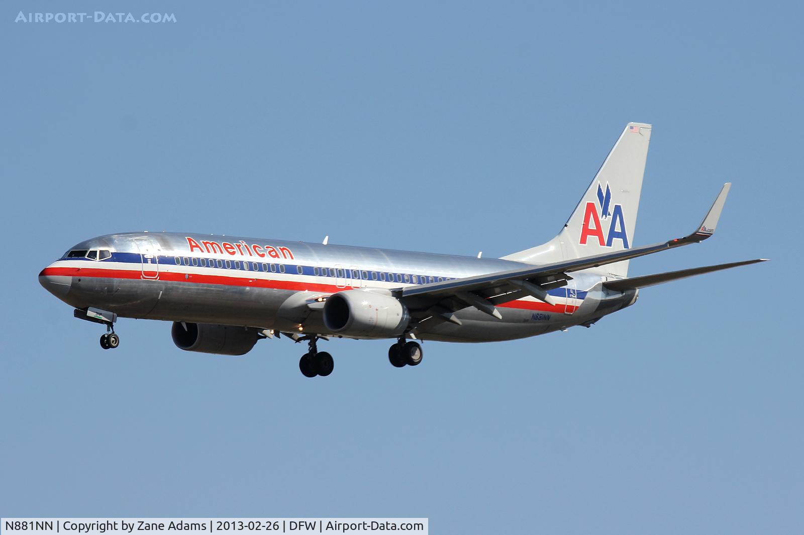 N881NN, Boeing 737-823 C/N 31135, Landing at DFW Airport