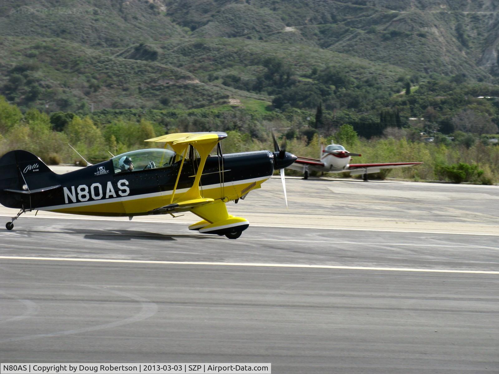 N80AS, 1992 Pitts S-2B Special C/N 5244, 1992 Pitts Aerobatics S-2B, Lycoming AEIO-540-D4A5 260 Hp, landing roll Rwy 22