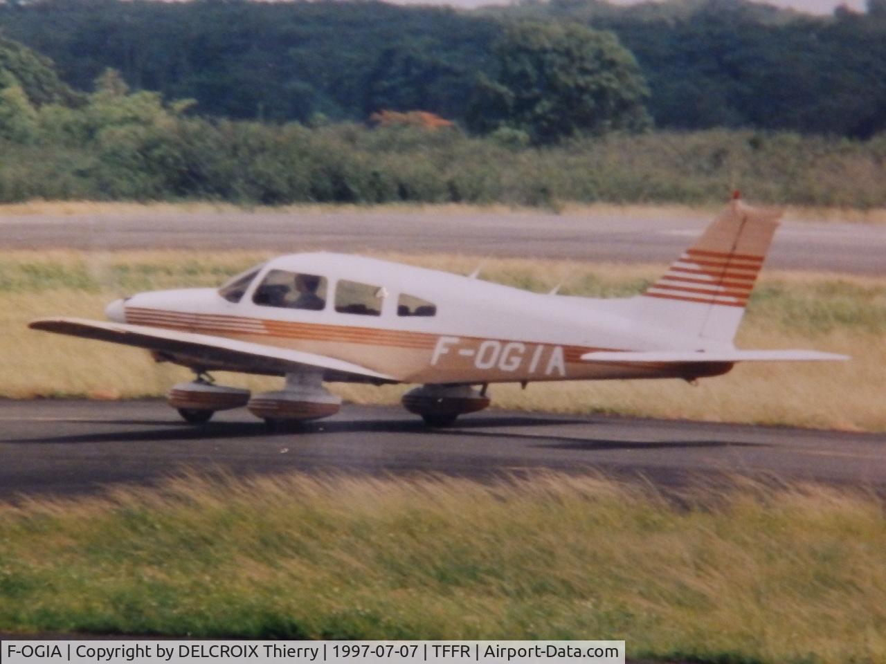 F-OGIA, Piper PA-28-181 Archer C/N 287990351, Re-immatriculé N971A