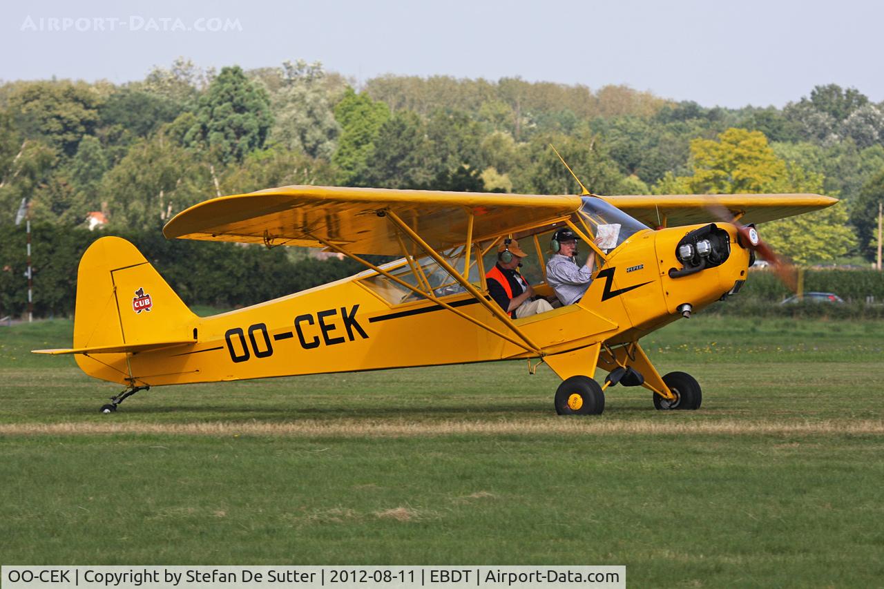 OO-CEK, 1944 Piper L-4J Grasshopper (J3C-65D) C/N 12760, Schaffen Fly In 2012.