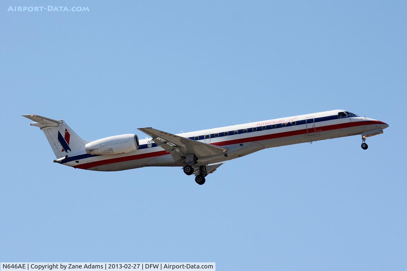 N646AE, 2000 Embraer ERJ-145LR (EMB-145LR) C/N 145213, American Eagle at DFW Airport