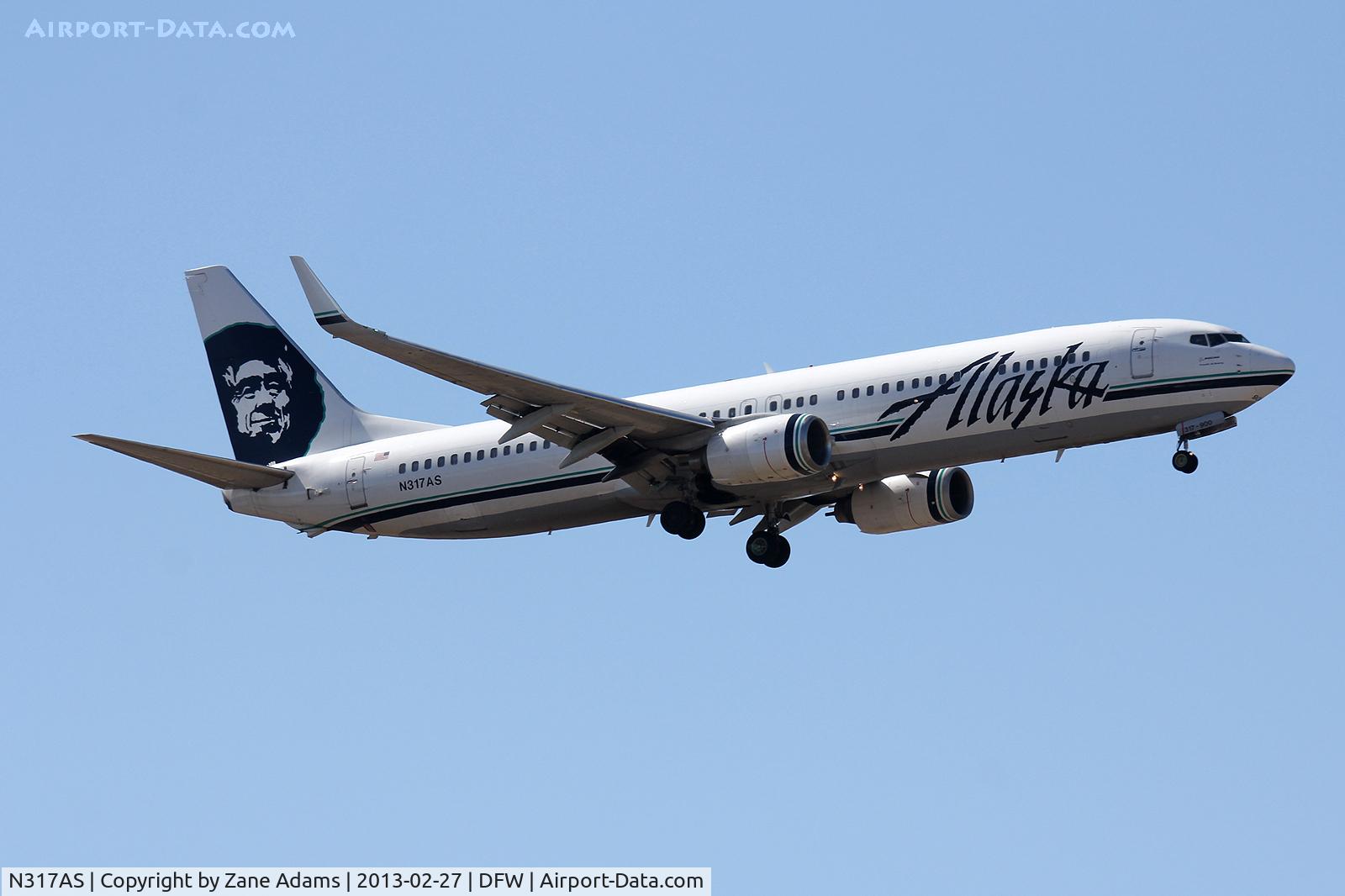 N317AS, 2003 Boeing 737-990 C/N 30856, Alaska Airlines landing at DFW Airport