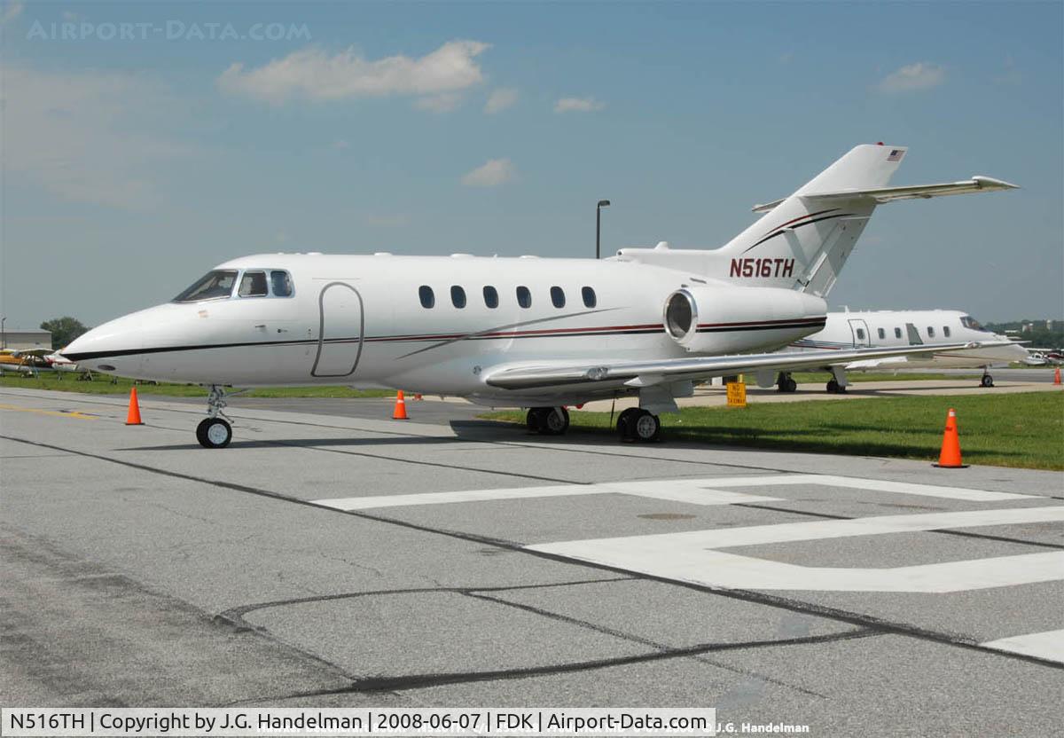 N516TH, 1999 Raytheon Hawker 800XP C/N 258418, At Federick MD