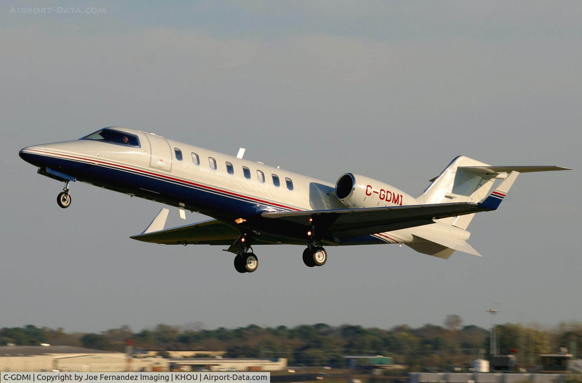 C-GDMI, 2000 Learjet 45 C/N 096, Takeoff in Houston