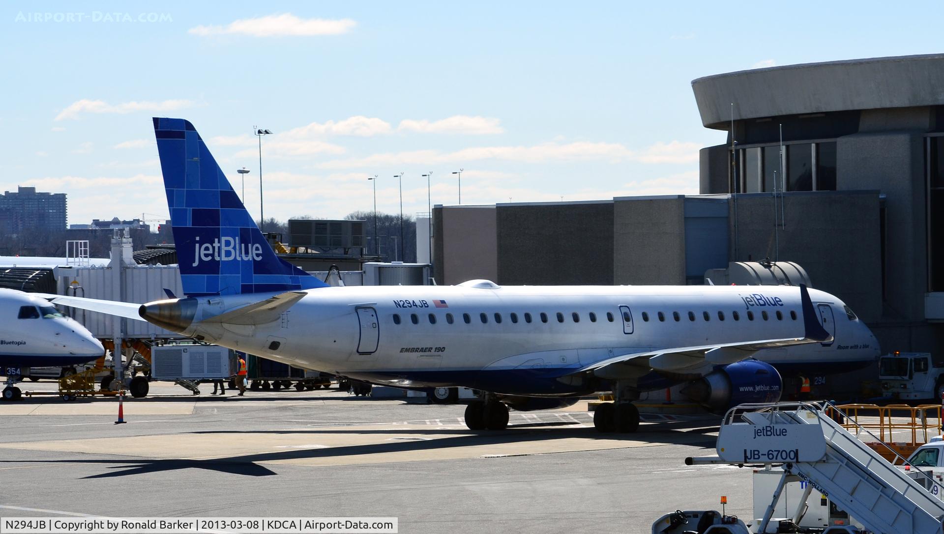 N294JB, 2008 Embraer ERJ-190-100 IGW 190AR C/N 19000185, 