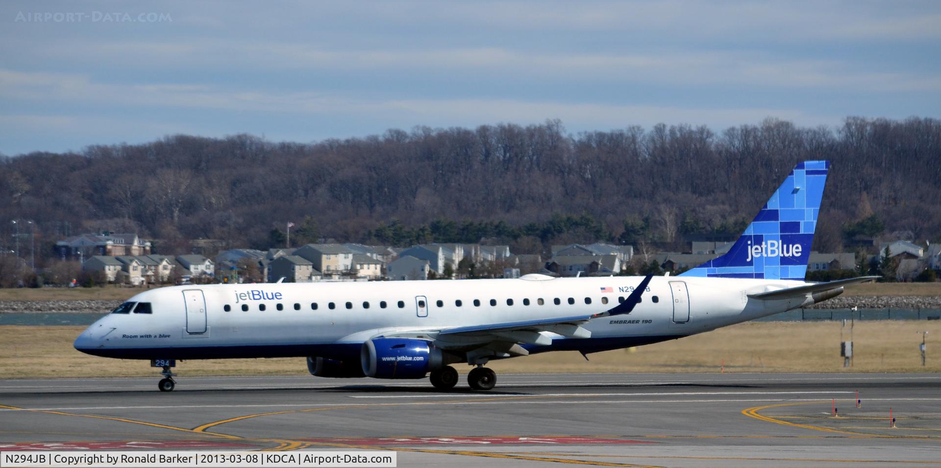 N294JB, 2008 Embraer ERJ-190-100 IGW 190AR C/N 19000185, 