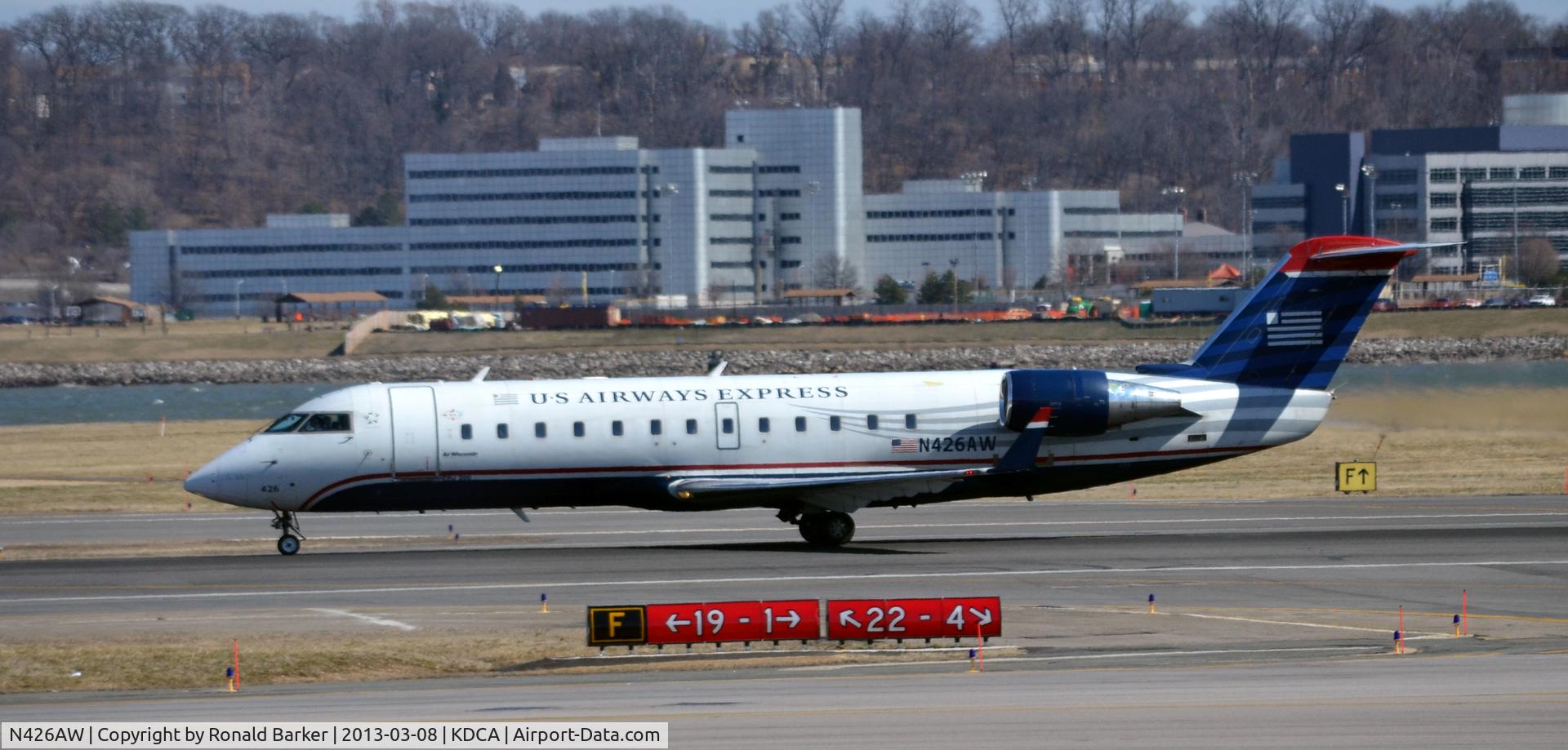 N426AW, 2002 Bombardier CRJ-200LR (CL-600-2B19) C/N 7669, Takeoff roll