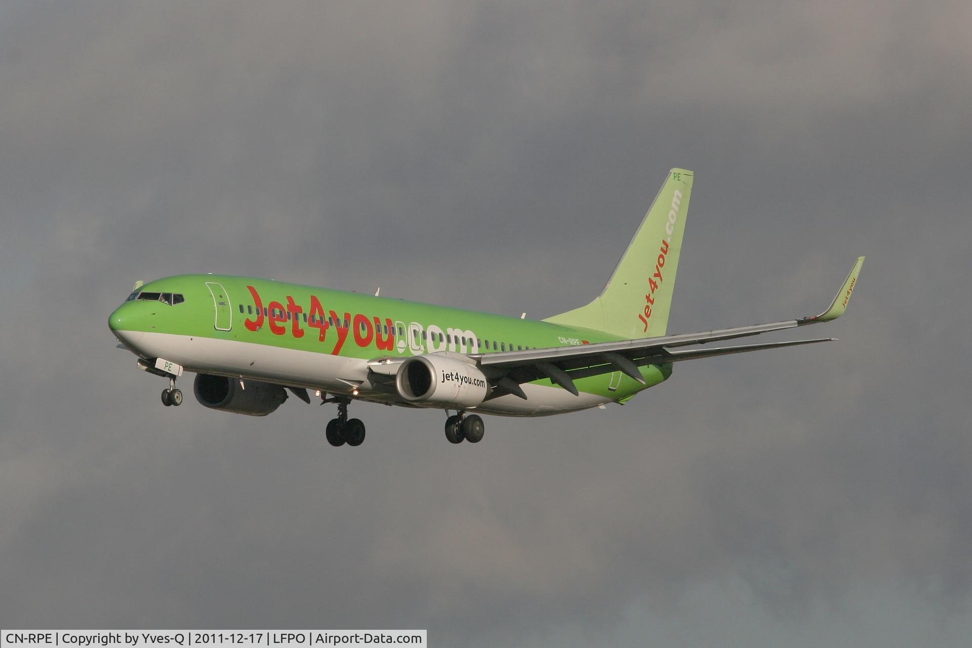 CN-RPE, 1999 Boeing 737-8K5 C/N 27990, Boing 737-8K5, Short approach rwy 26, Paris Orly Airport (LFPO-ORY)