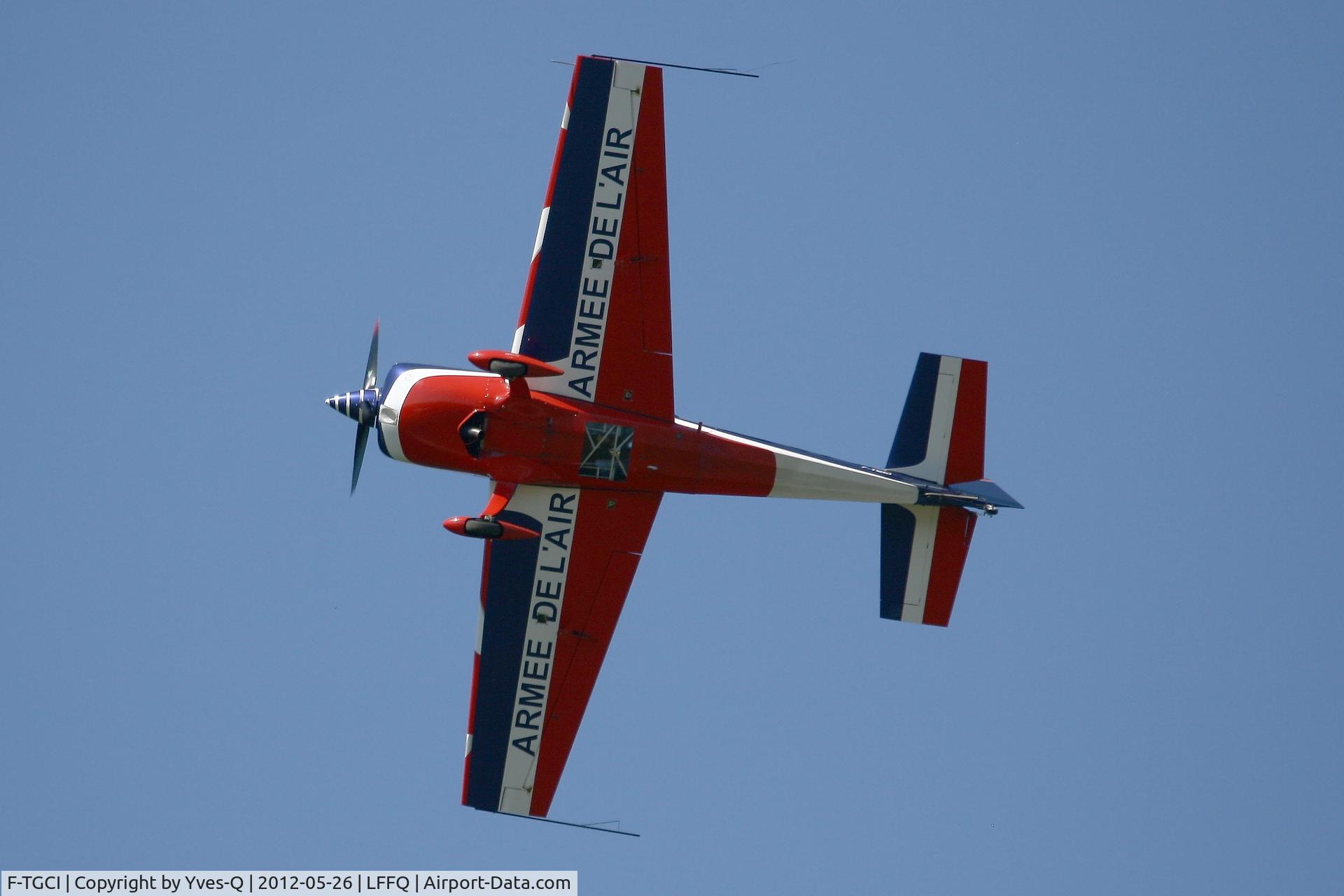 F-TGCI, Extra EA-330SC C/N 04, Extra 330SC n° SC004 , La Ferté-Alais Airfield (LFFQ) Air Show (Le Temps Des Hélices)