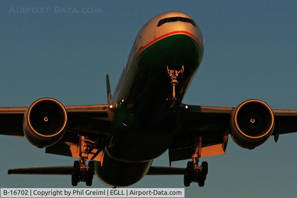 B-16702, 2005 Boeing 777-35E/ER C/N 32640, Taken at EGLL.