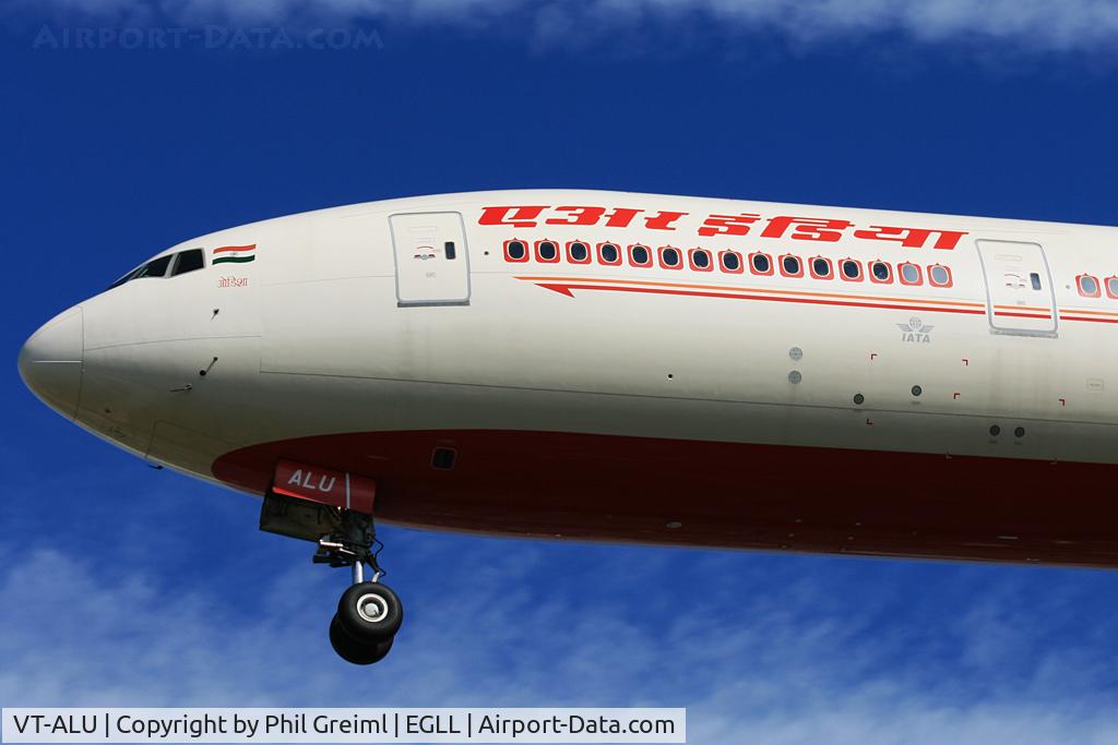 VT-ALU, 2010 Boeing 777-337/ER C/N 36319, Taken at EGLL.
