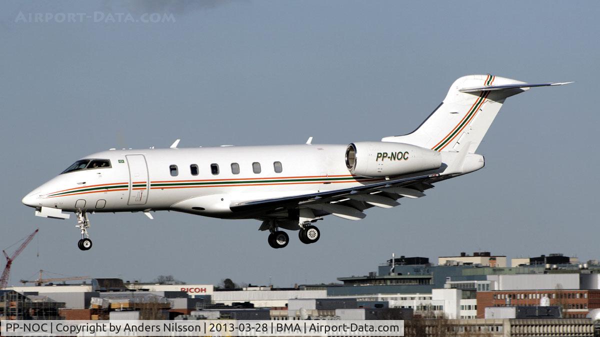 PP-NOC, 2005 Bombardier Challenger 300 (BD-100-1A10) C/N 20039, On final for runway 30.