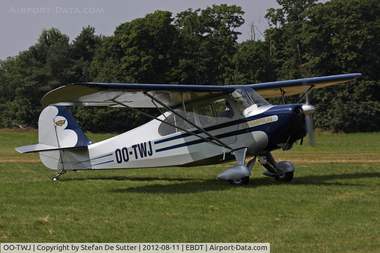 OO-TWJ, 1946 Aeronca 7AC Champion C/N 7AC-3625, Schaffen Fly In 2012.