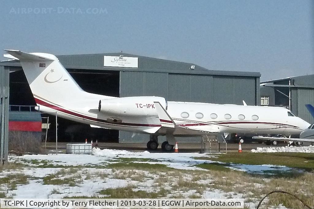 TC-IPK, Gulfstream Aerospace GIV-X (G450) C/N 4239, Gulfstream Aerospace GIV-X (G450), c/n: 4239 at Luton