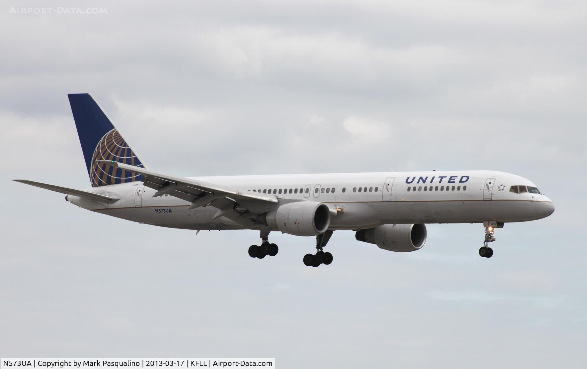 N573UA, 1992 Boeing 757-222 C/N 26685, Boeing 757-200