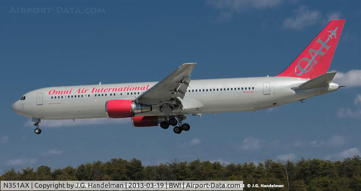 N351AX, 1995 Boeing 767-33A C/N 27908, On Final.
