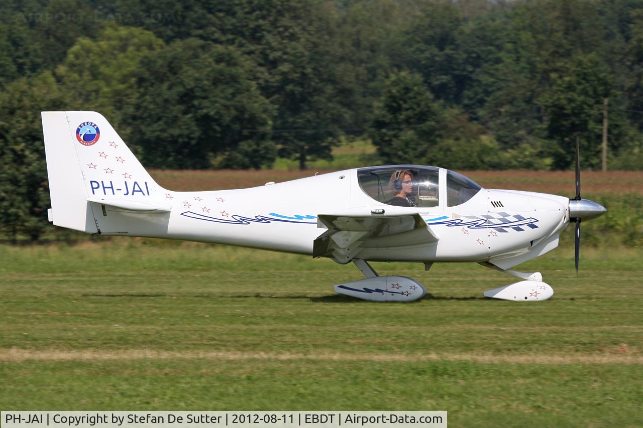 PH-JAI, 2001 Europa XS Tri-Gear C/N 460, Schaffen Fly In 2012.