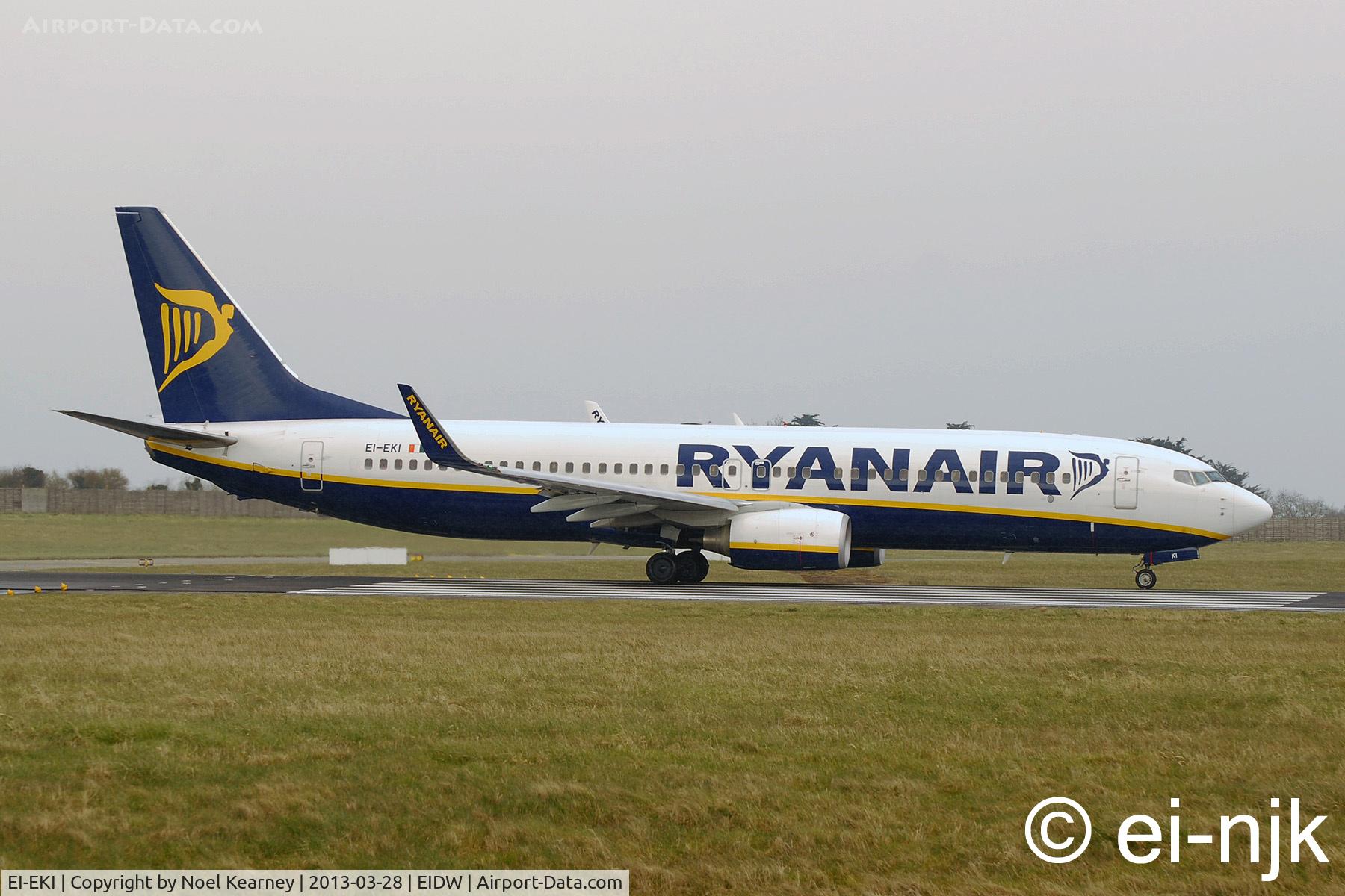 EI-EKI, 2010 Boeing 737-8AS C/N 38496, Awaiting departure off Rwy 10 at Dublin.