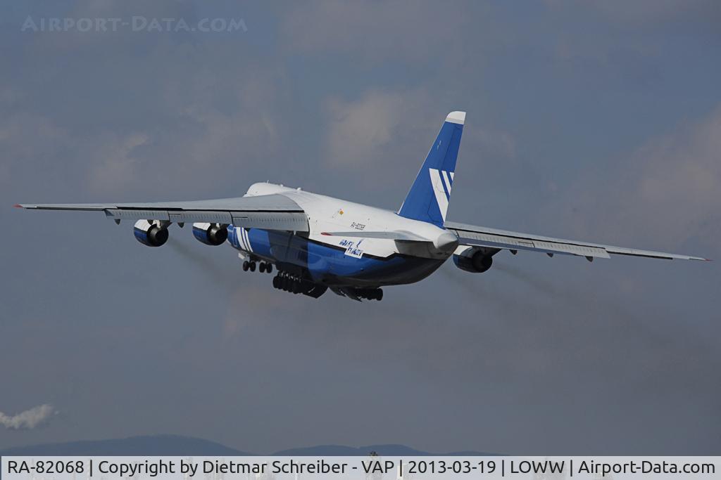 RA-82068, 1993 Antonov An-124-100 Ruslan C/N x770051359127, Polet Antonov 124