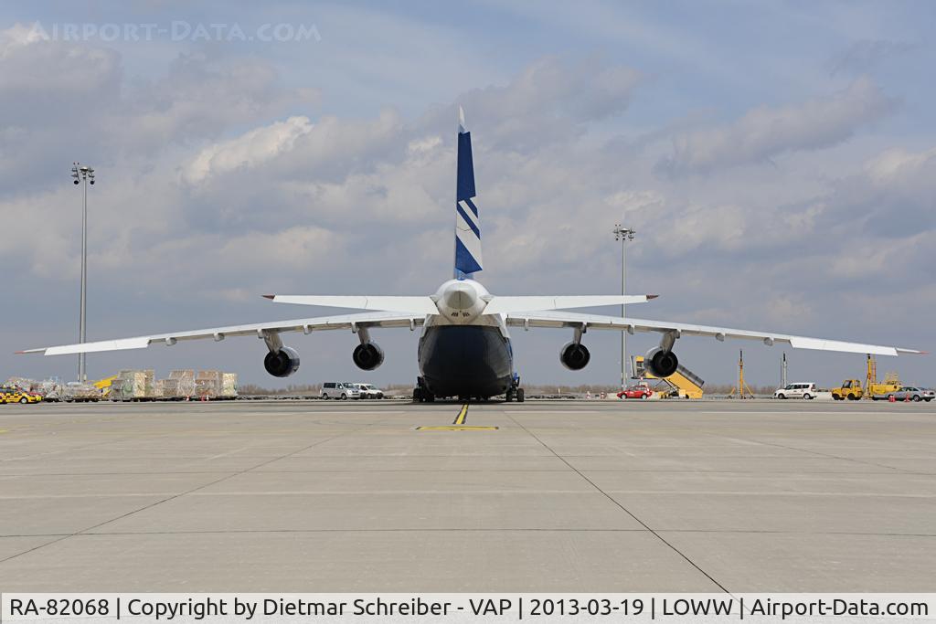 RA-82068, 1993 Antonov An-124-100 Ruslan C/N x770051359127, Polet Antonov 124