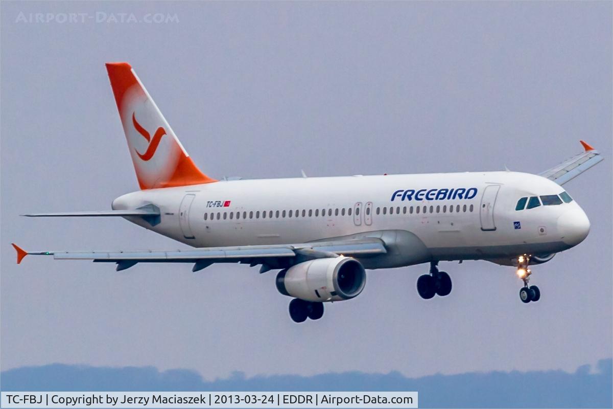 TC-FBJ, 1996 Airbus A320-232 C/N 580, Airbus A320-232