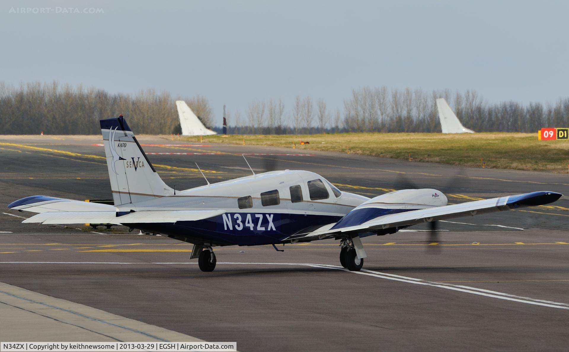 N34ZX, 2013 Piper PA-34-220T Seneca V C/N 3449010, Leaving for Wick.