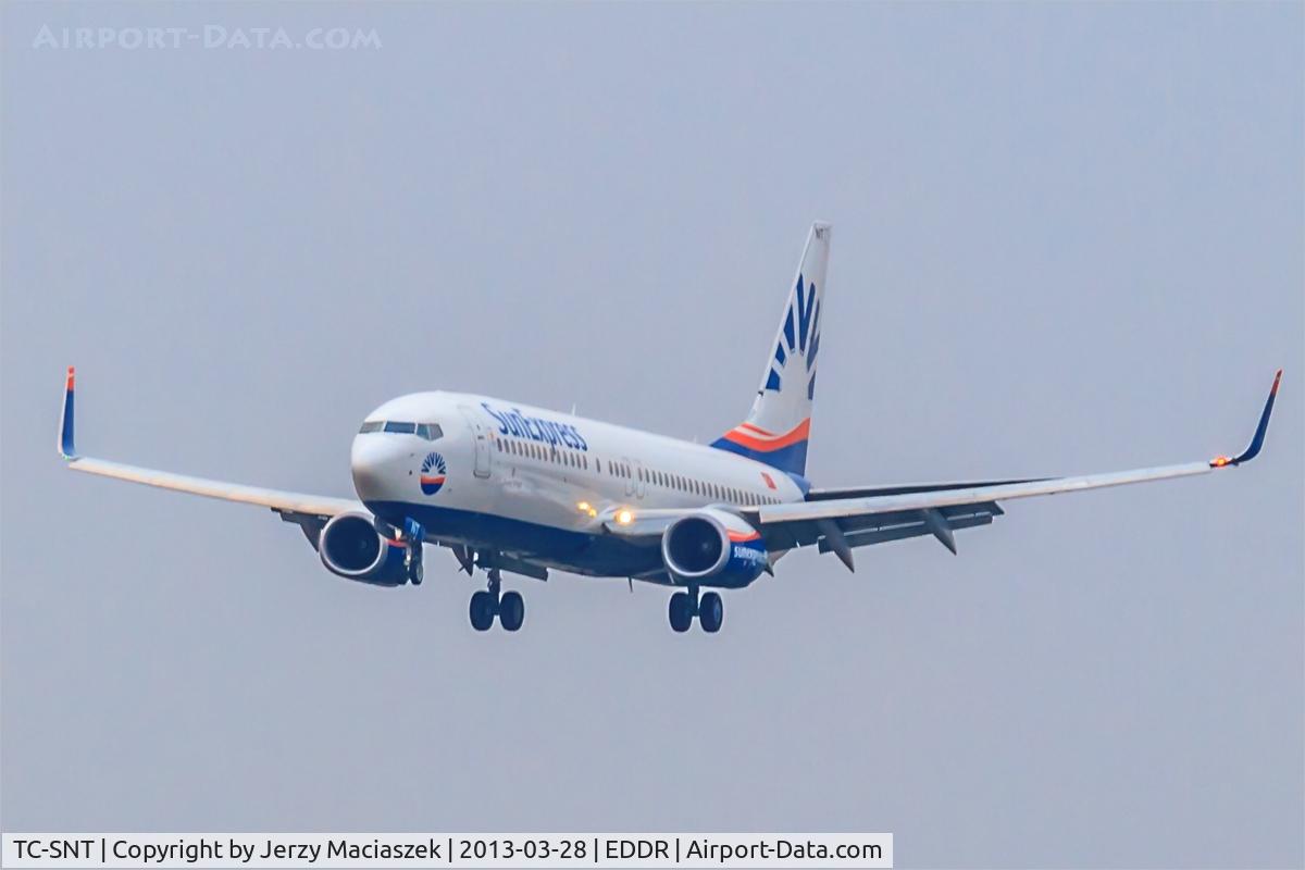TC-SNT, 2010 Boeing 737-8HC C/N 40755, Boeing 737-8HC