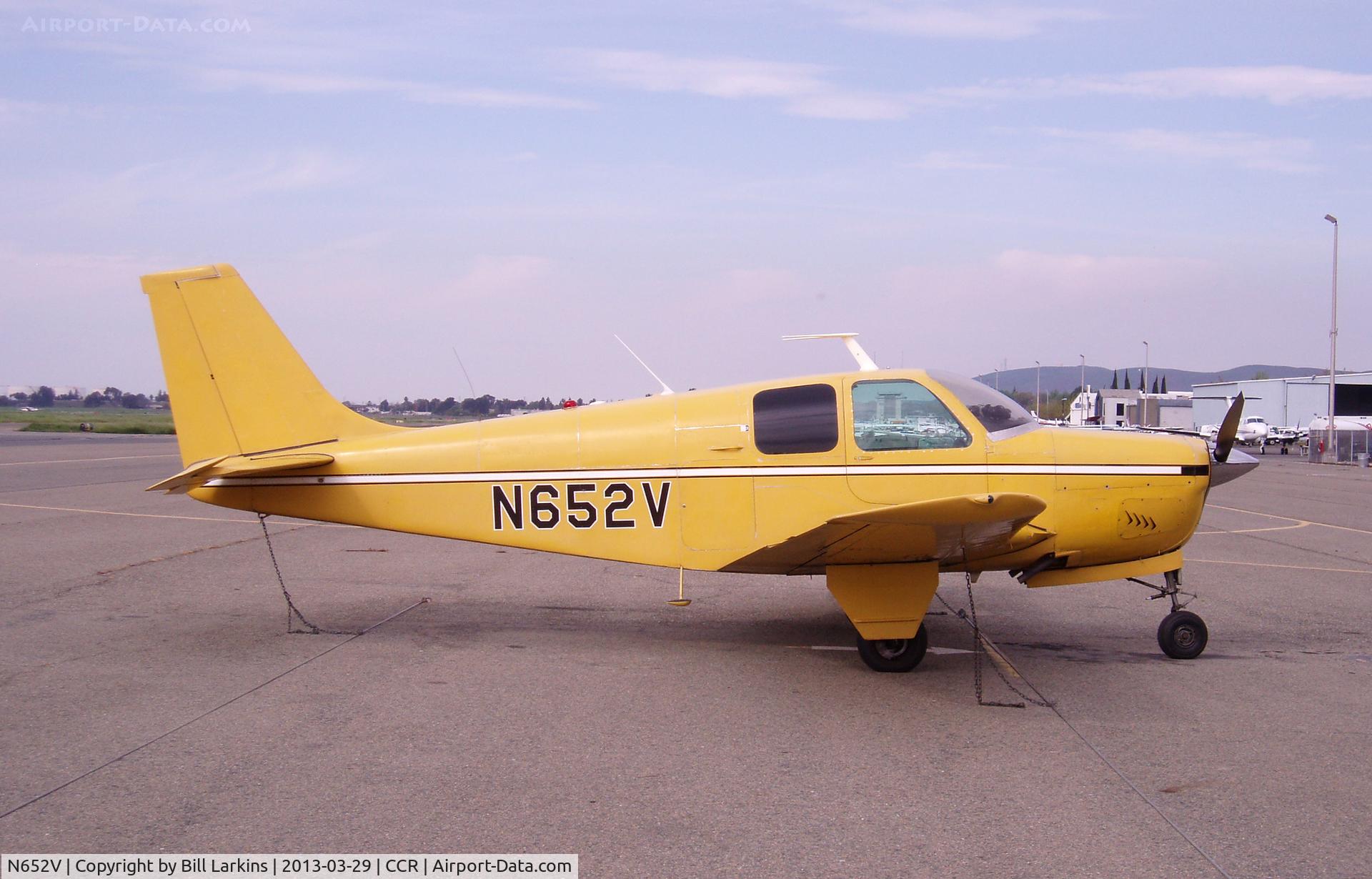 N652V, 1960 Beech 35-33 Debonair C/N CD-54, Visitor back again.