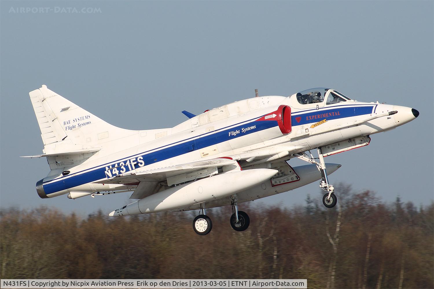 N431FS, 1972 Douglas A-4N Skyhawk C/N 14504, N431FS almost back home