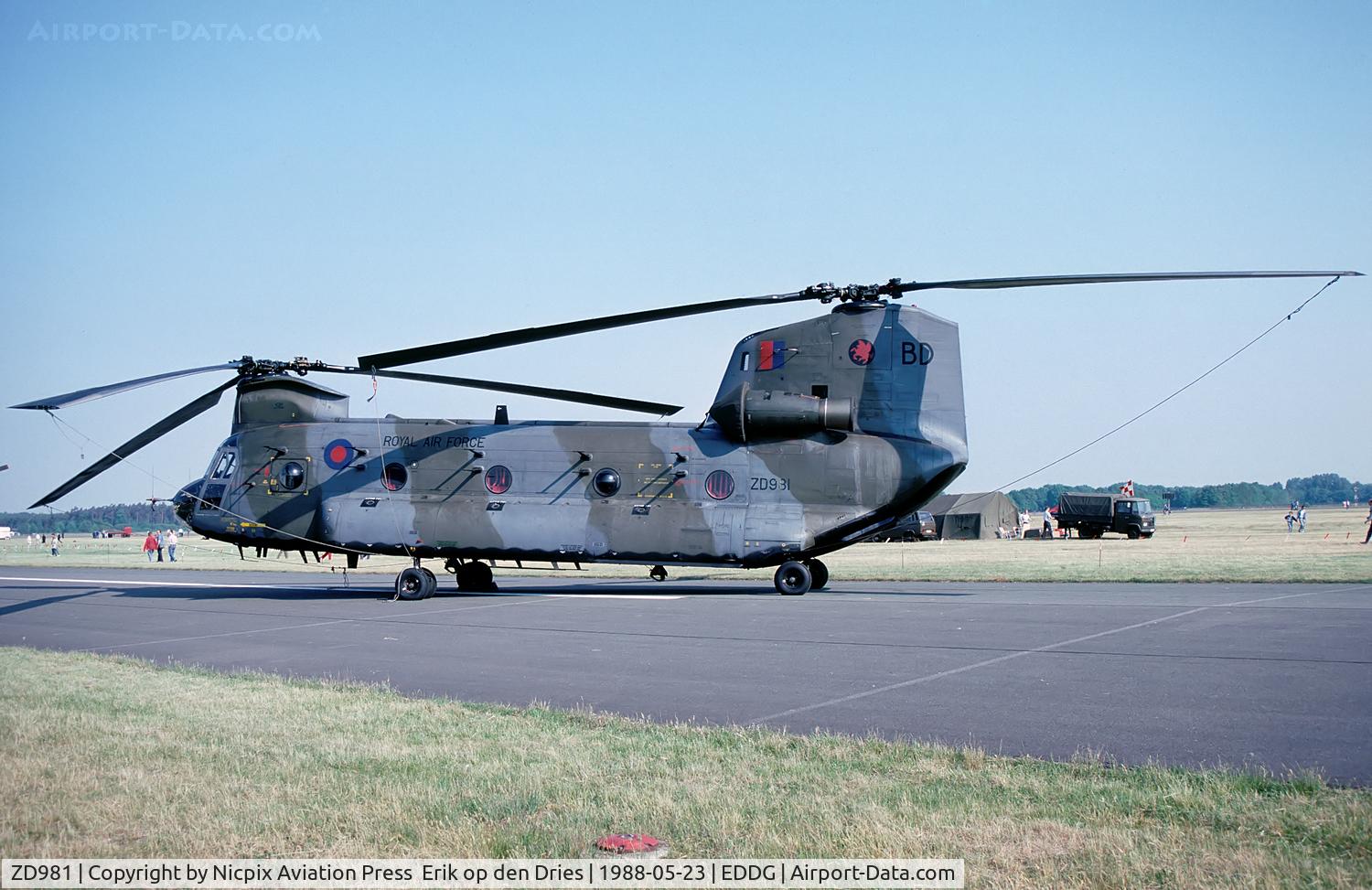ZD981, Boeing Vertol Chinook HC.2 C/N M/A038/B-873/M7029, RAF-Germany Chinook ZD981 of 18 sqn attended the FMO's  Open House