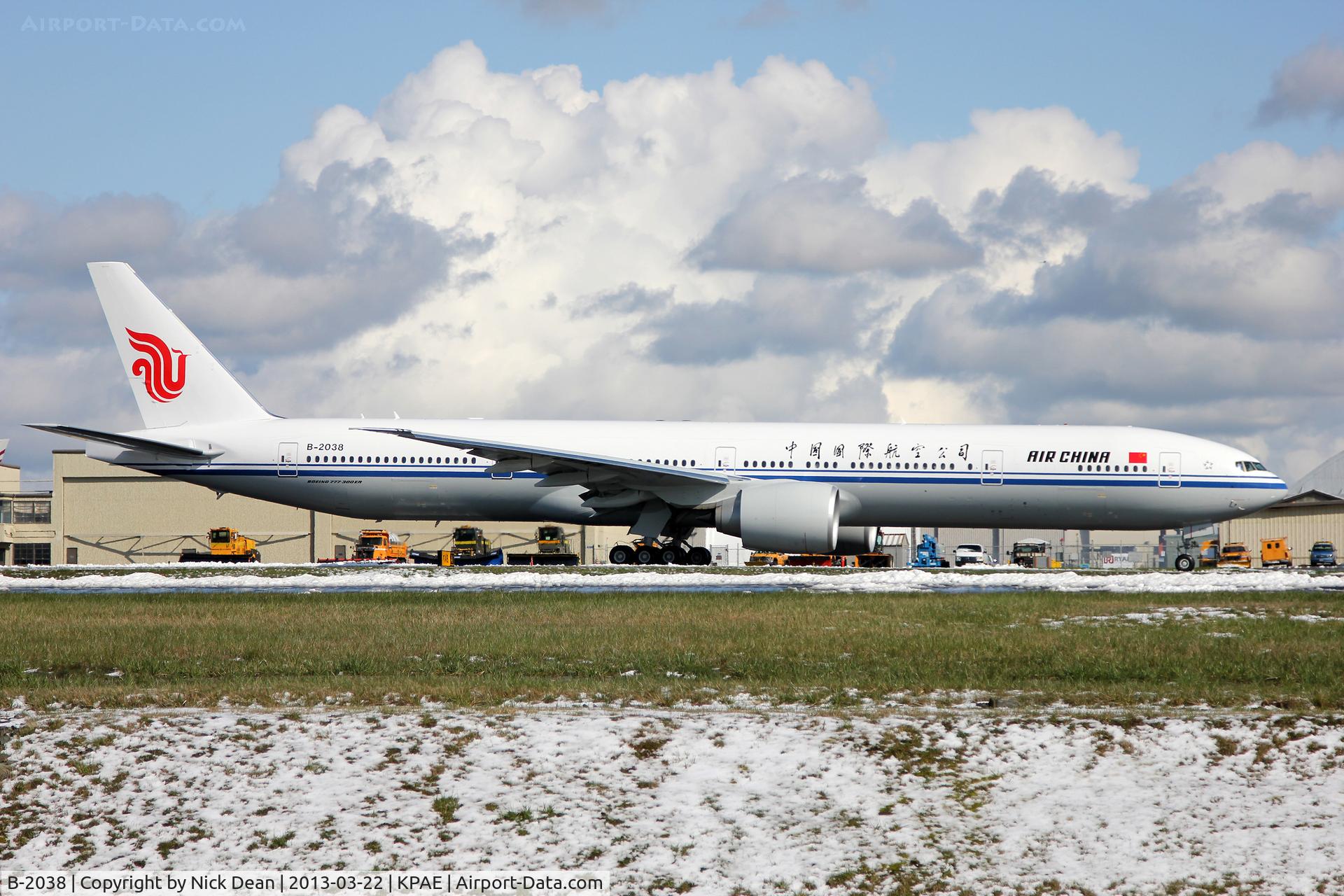 B-2038, 2013 Boeing 777-39L/ER C/N 38678, KPAE/PAE