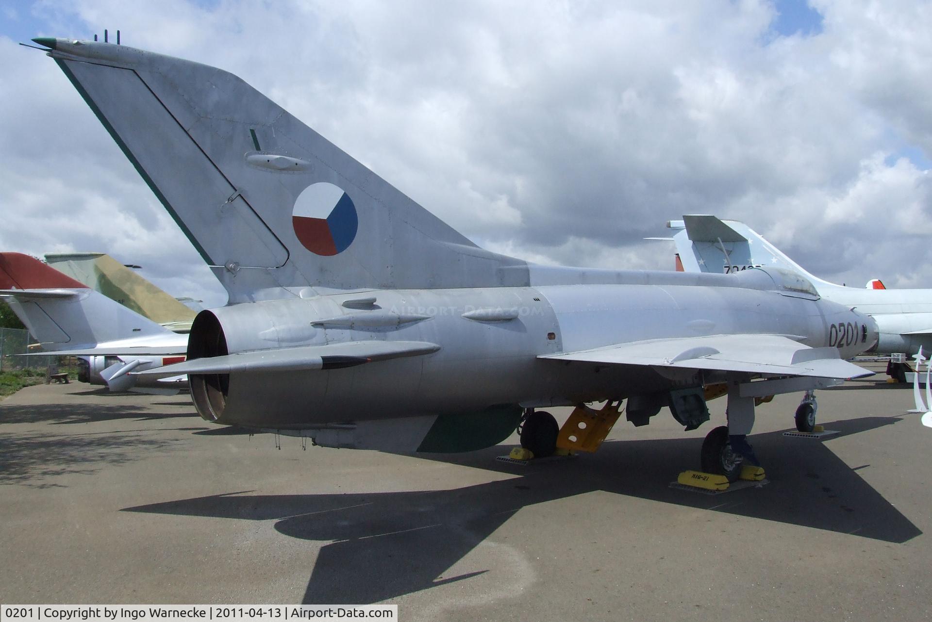 0201, 1966 Mikoyan-Gurevich MiG-21F-13 C/N 460201, Mikoyan i Gurevich MiG-21F-13 FISHBED-C at the Aerospace Museum of California, Sacramento CA