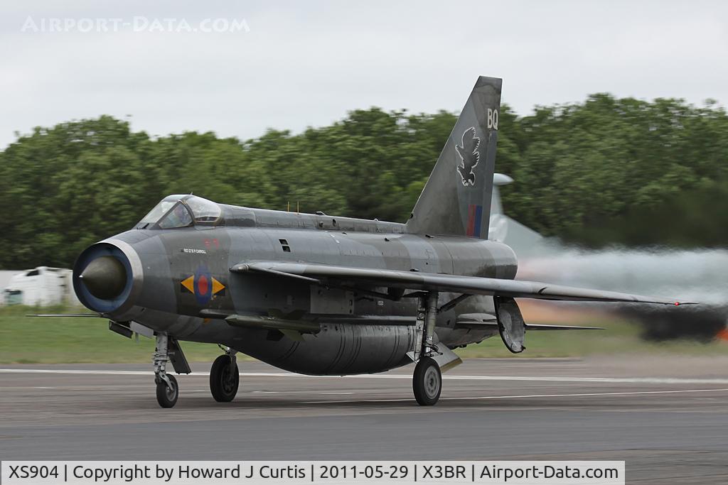 XS904, 1966 English Electric Lightning F.6 C/N 95250, Coded BQ, Lightning Preservation Group, doing a high speed taxi down the runway. 4000th photo on A-D.com.