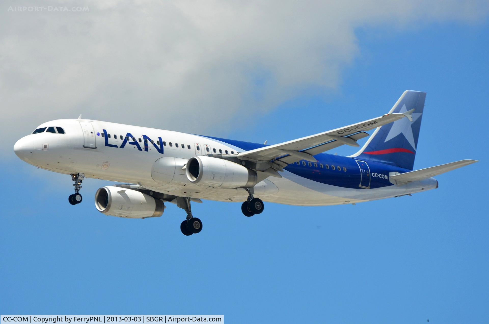 CC-COM, 2001 Airbus A320-233 C/N 1626, LAN A320