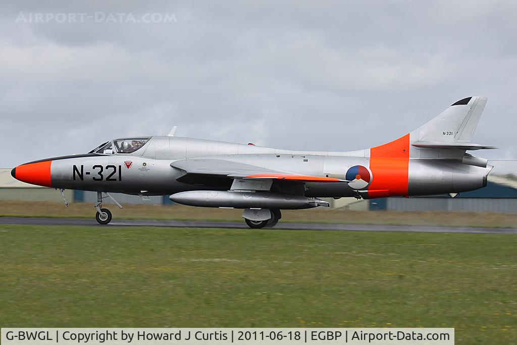 G-BWGL, 1959 Hawker Hunter T.8C C/N 41H/695946, Painted as N-321.