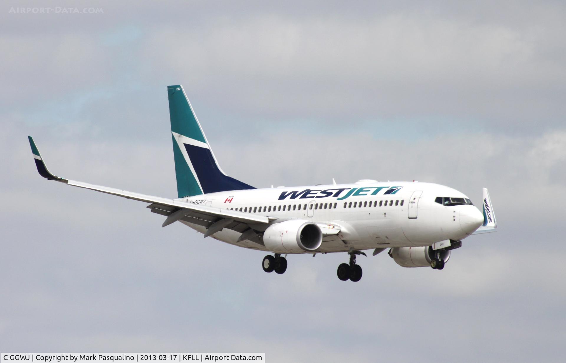 C-GGWJ, 2007 Boeing 737-7CT C/N 35503, Boeing 737-700
