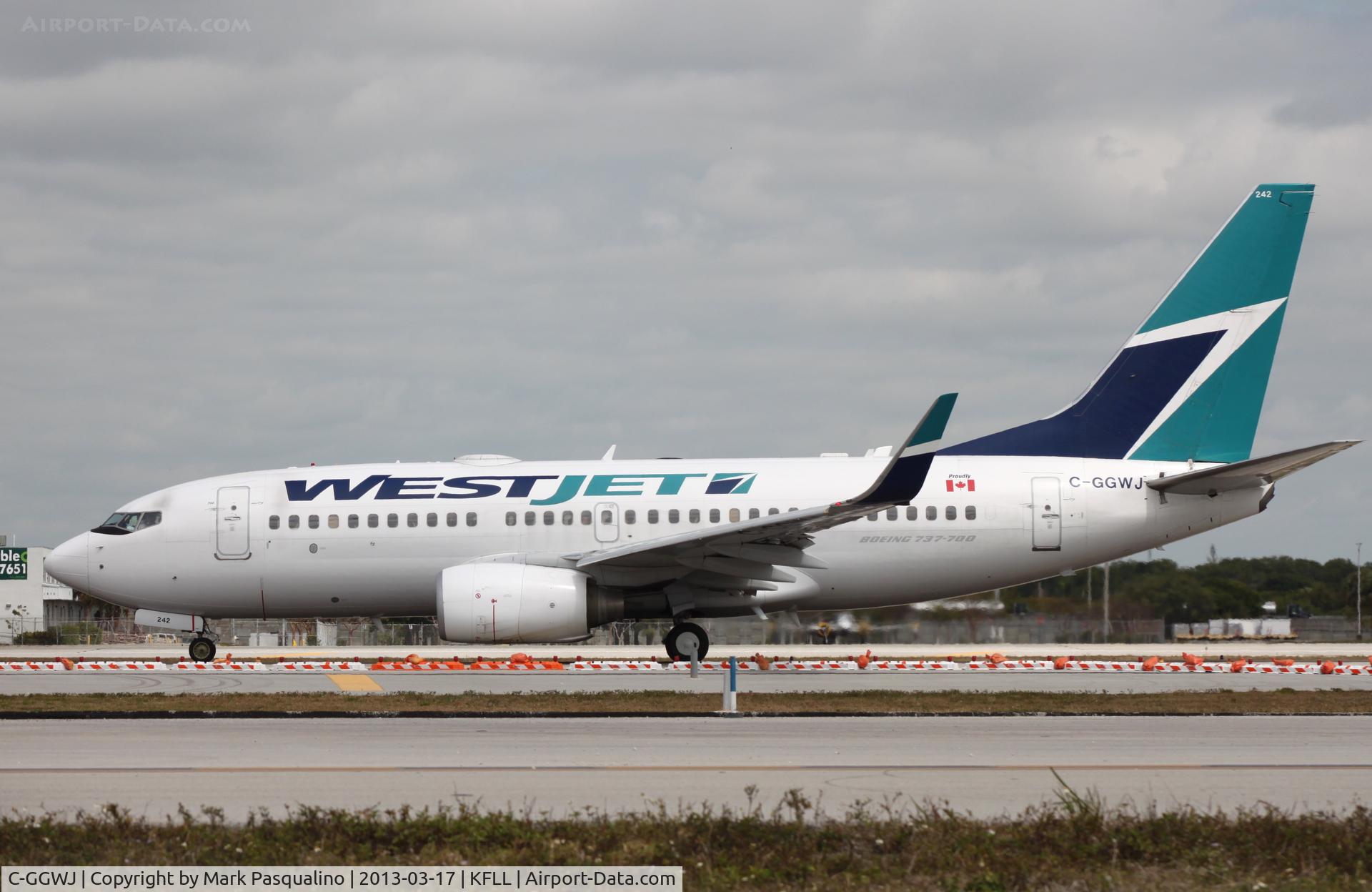 C-GGWJ, 2007 Boeing 737-7CT C/N 35503, Boeing 737-700
