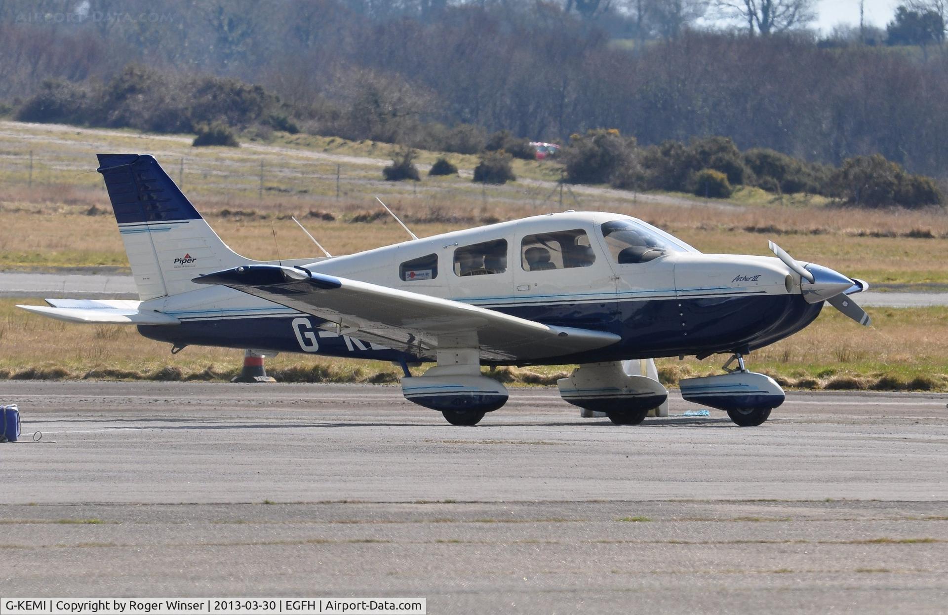G-KEMI, 1998 Piper PA-28-181 Cherokee Archer III C/N 28-43180, Visiting Archer III.