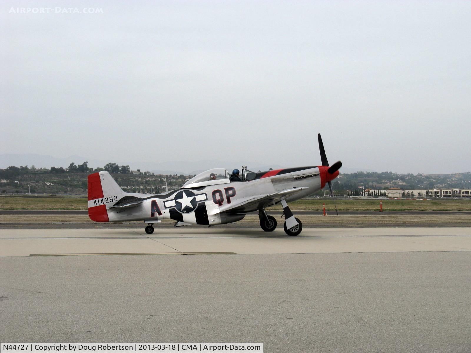 N44727, 1944 North American P-51D Mustang C/N 122-39198, 1944 North American/Aero Classics P-51D MUSTANG 'Man O War', Packard Rolls Royce V-1650-3 MERLIN 1,695 Hp, Limited class, taxi back after escorting N529B B-29 'FIFI' in formation overflights