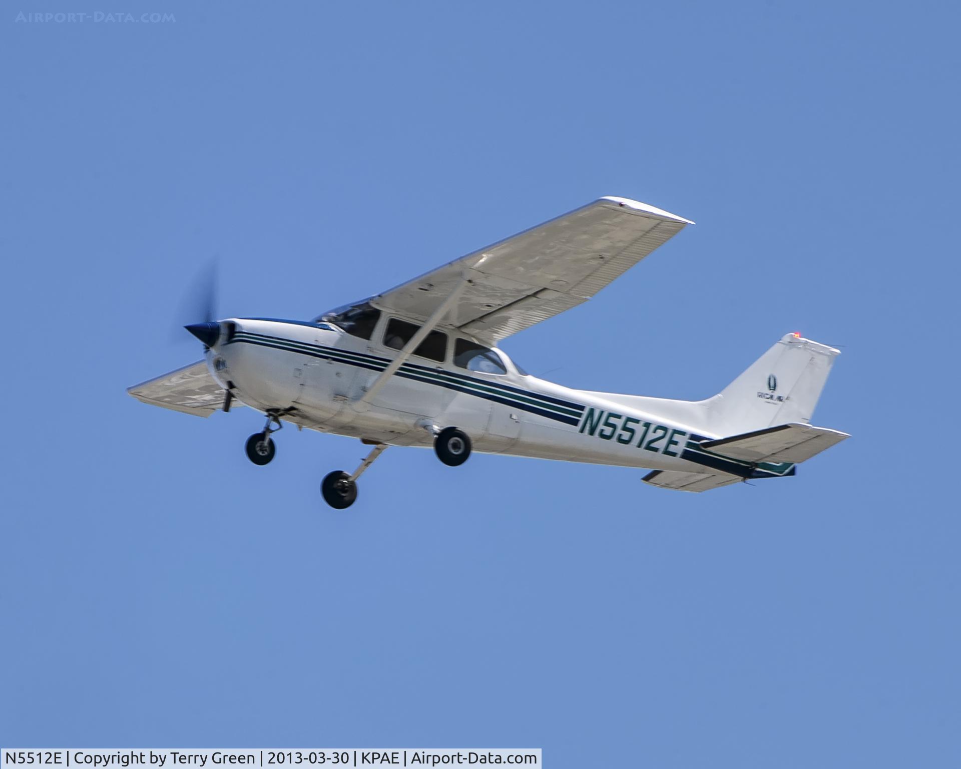 N5512E, 1978 Cessna 172N C/N 17271881, 1978 Cessna 172N Skyhawk