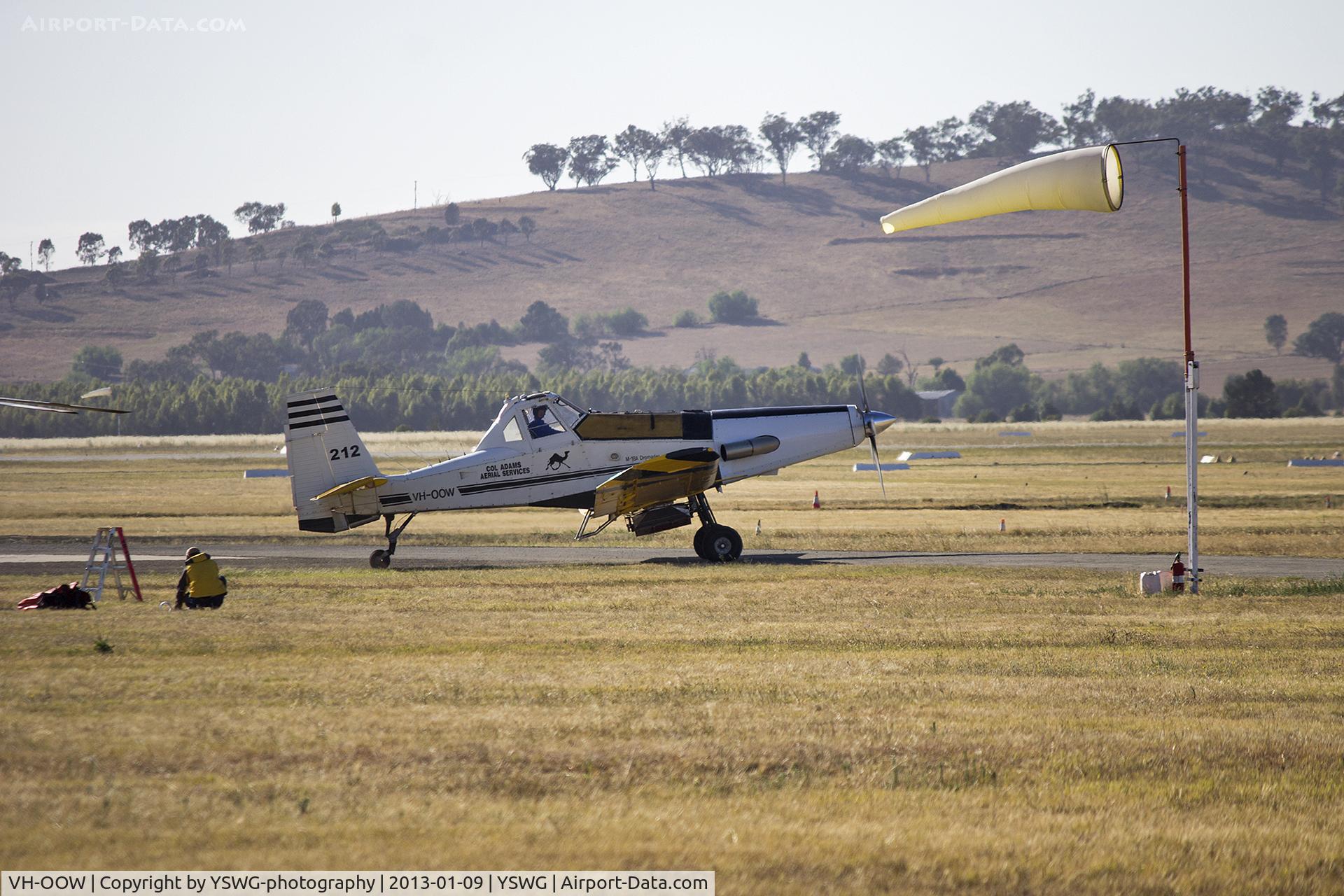 VH-OOW, 1995 PZL-Mielec M-18A Dromader Turbo C/N 1Z026-07, Col Adams Aerial Services (VH-OOW) PZL-Mielec M-18A Dromader taxiing at Wagga Wagga Airport.