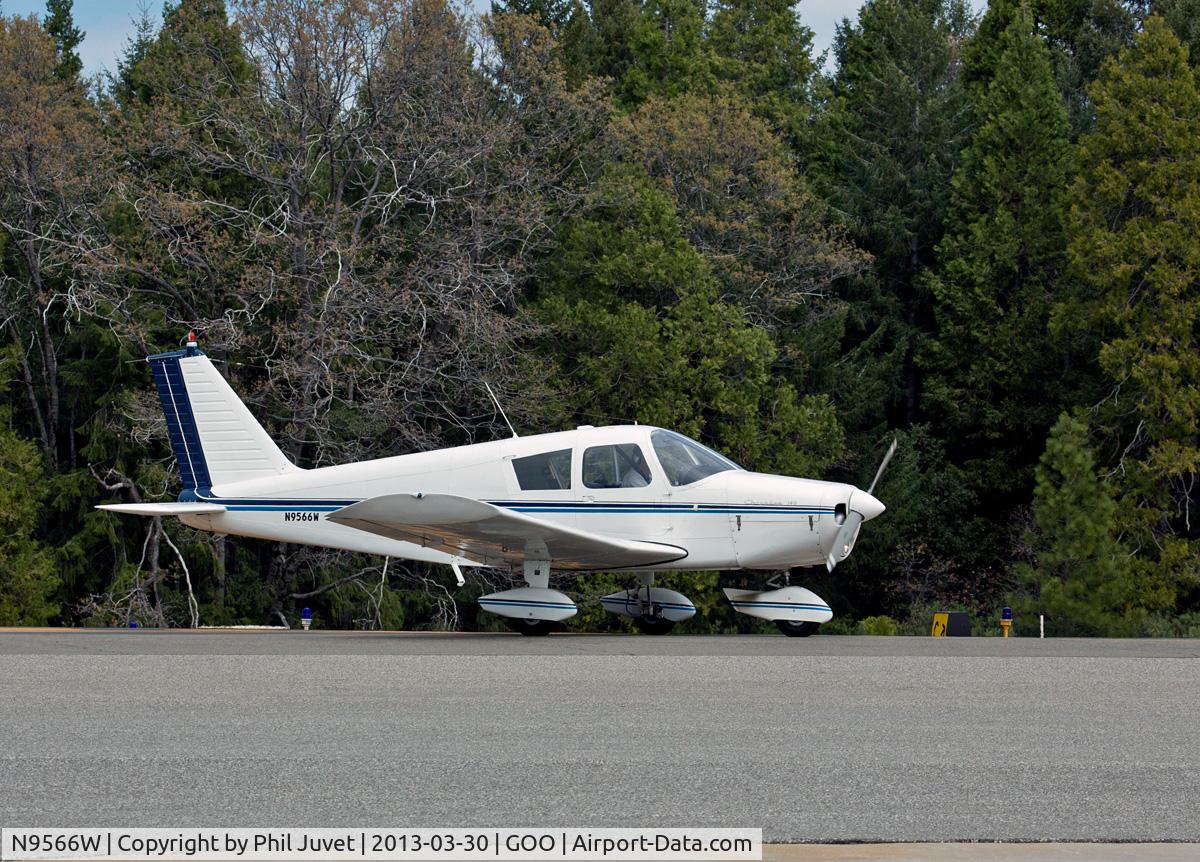 N9566W, 1967 Piper PA-28-140 C/N 28-23004, On Taxi way at the Nevada County Air Park, Grass Valley, CA.