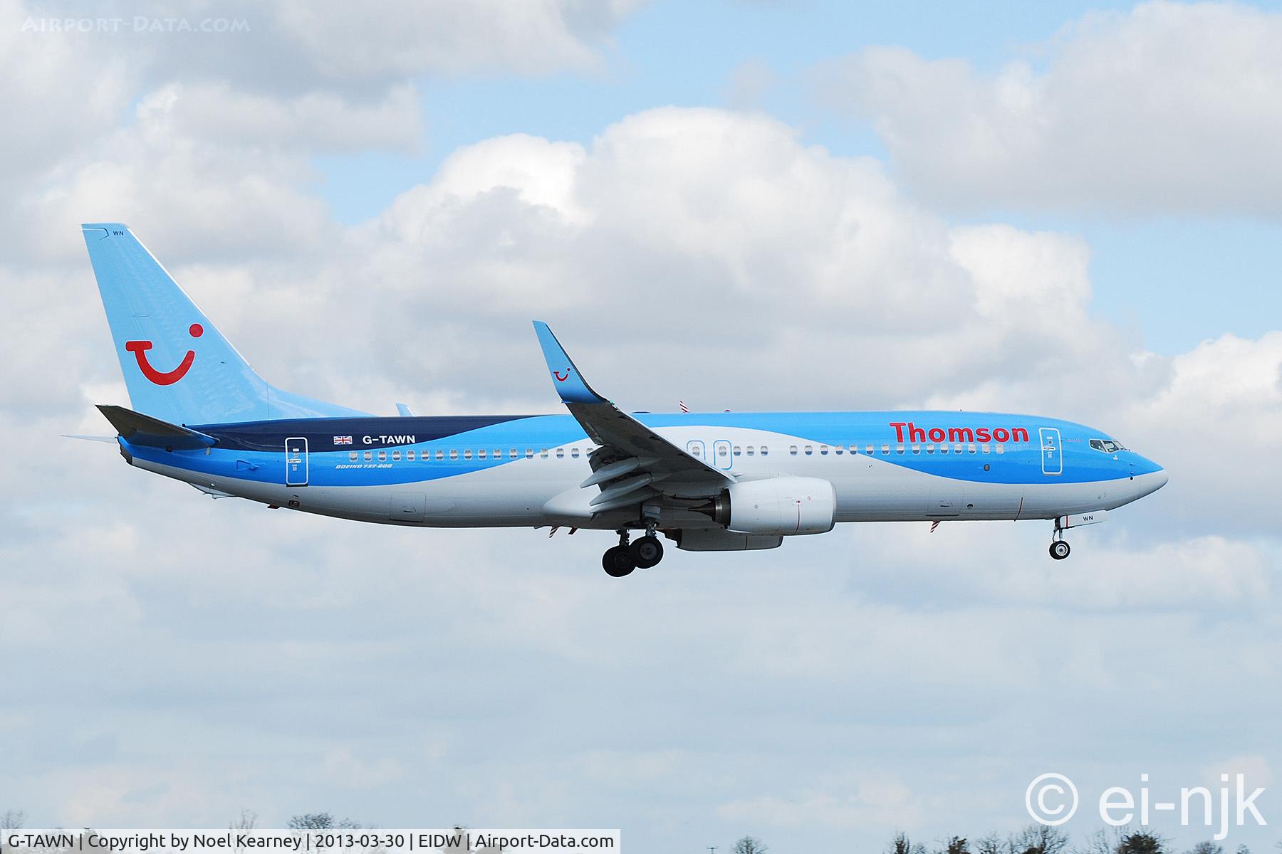 G-TAWN, 2013 Boeing 737-8K5 C/N 37251, Landing Rwy 10 at Dublin.