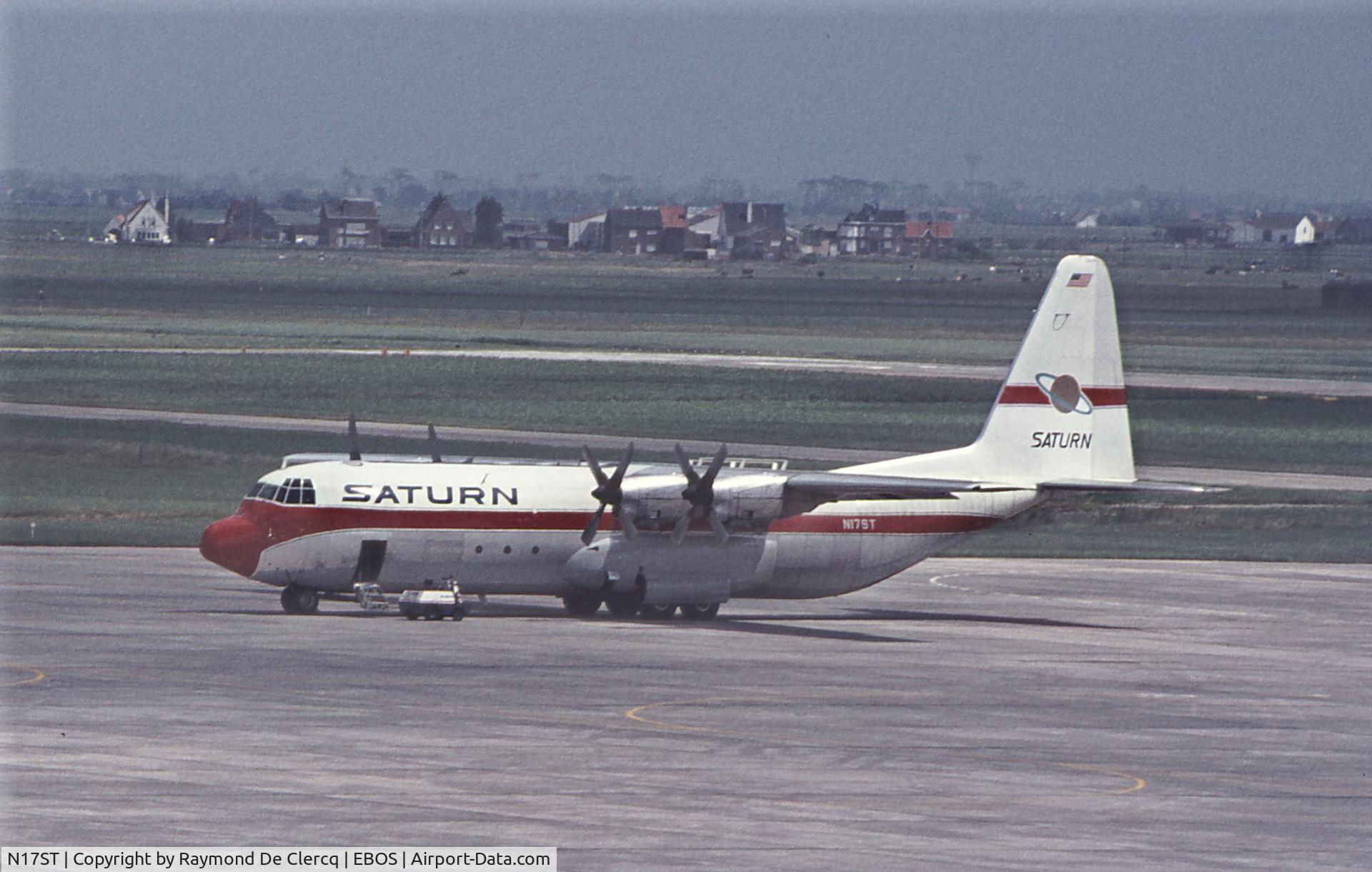N17ST, 1969 Lockheed L-100-30 Hercules (L-382G) C/N 4333, seventies