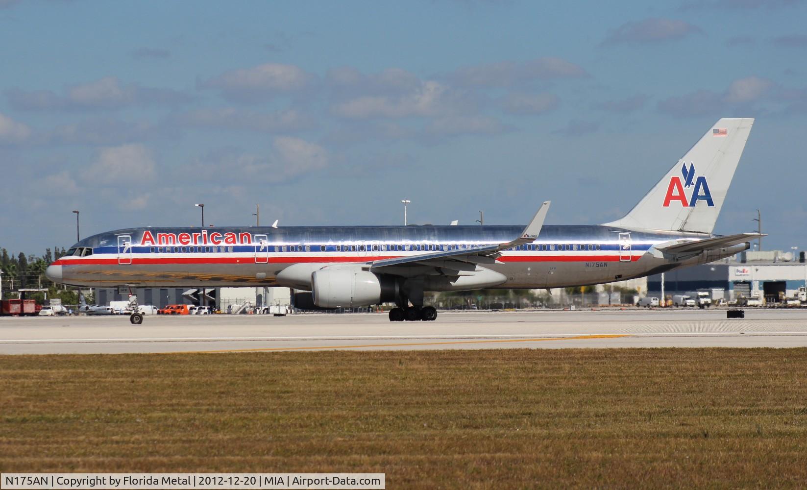 N175AN, 2001 Boeing 757-223 C/N 32394, American 757