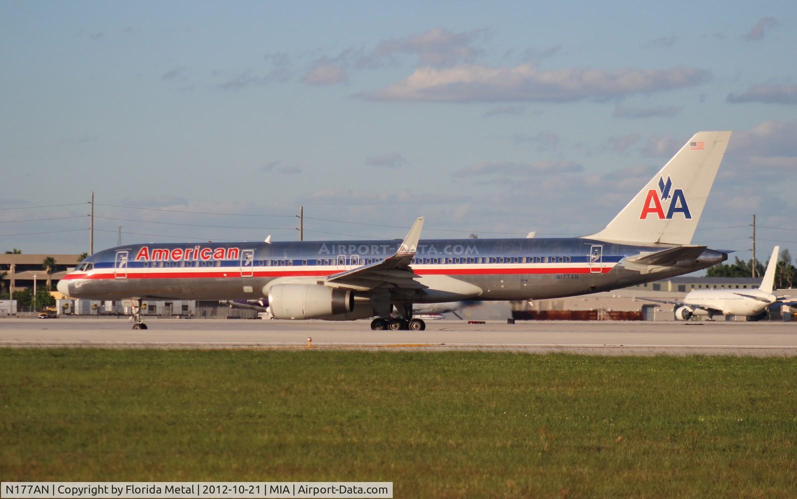 N177AN, 2002 Boeing 757-223 C/N 32396, American 757