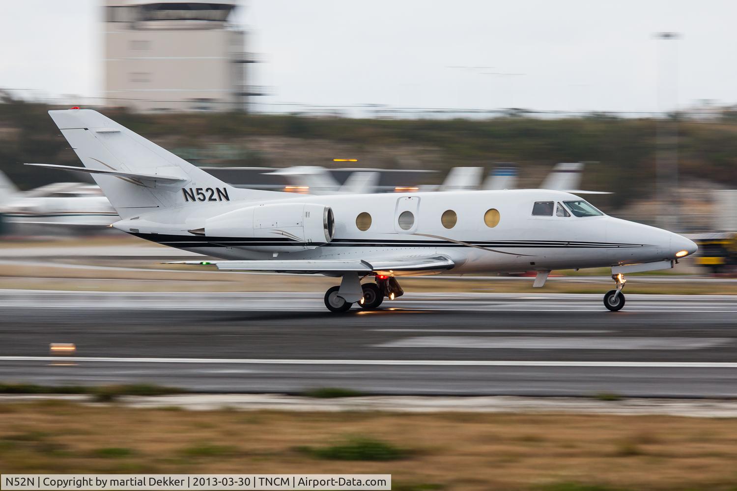 N52N, Dassault-Breguet Falcon 10 C/N 197, take off SXM