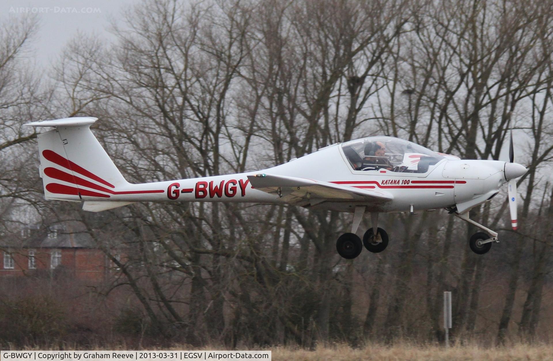 G-BWGY, 1995 HOAC DV-20 Katana C/N 20134, Just airbourne.